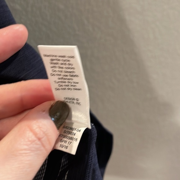 Athleta mesh training tank - Picture 4 of 7